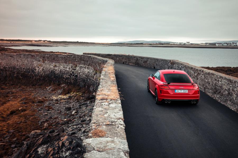  Audi TTS Competition Coupe (8S) 2018 года  (WW) (фото 33 из 40)